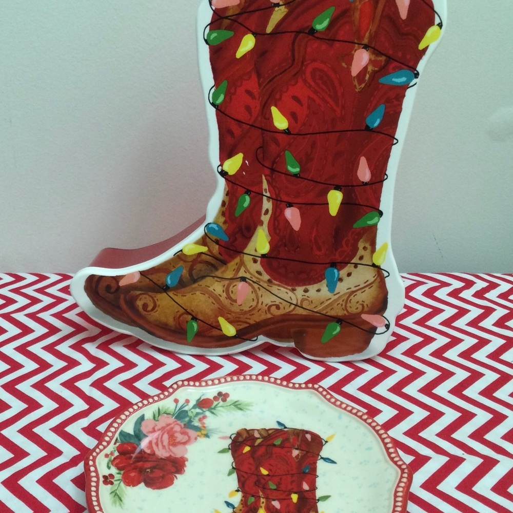 Pioneer Woman Christmas boot/salad plate
